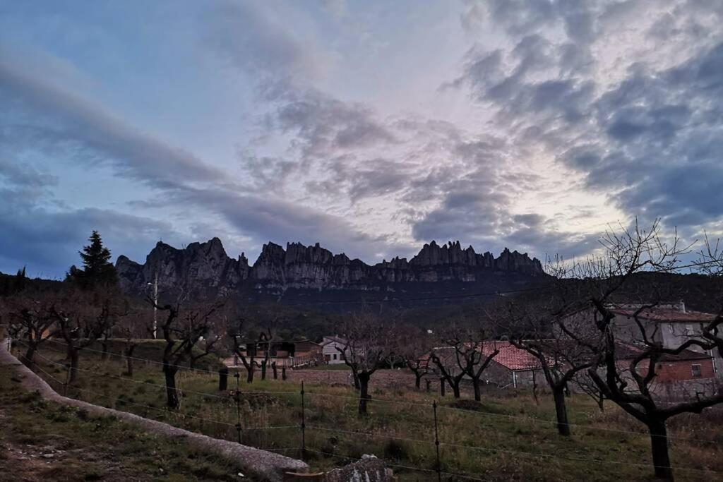 Masia Can Castanyola Marganell Exterior photo